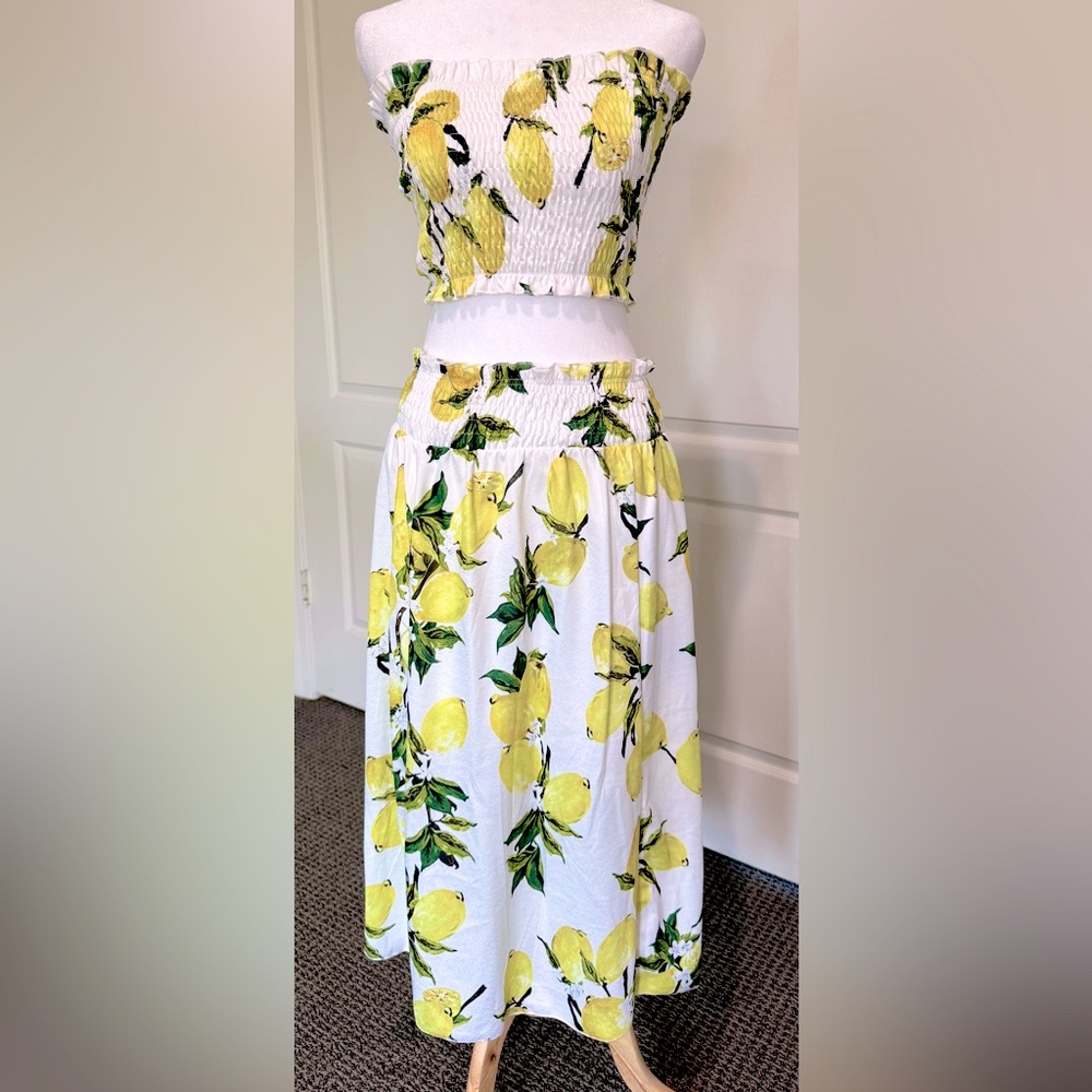 Lemon Print Strapless Skirt Set - Picture 3 of 3